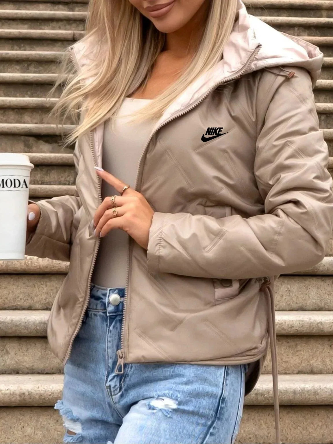 NK – Veste Puffer Légère avec Capuche