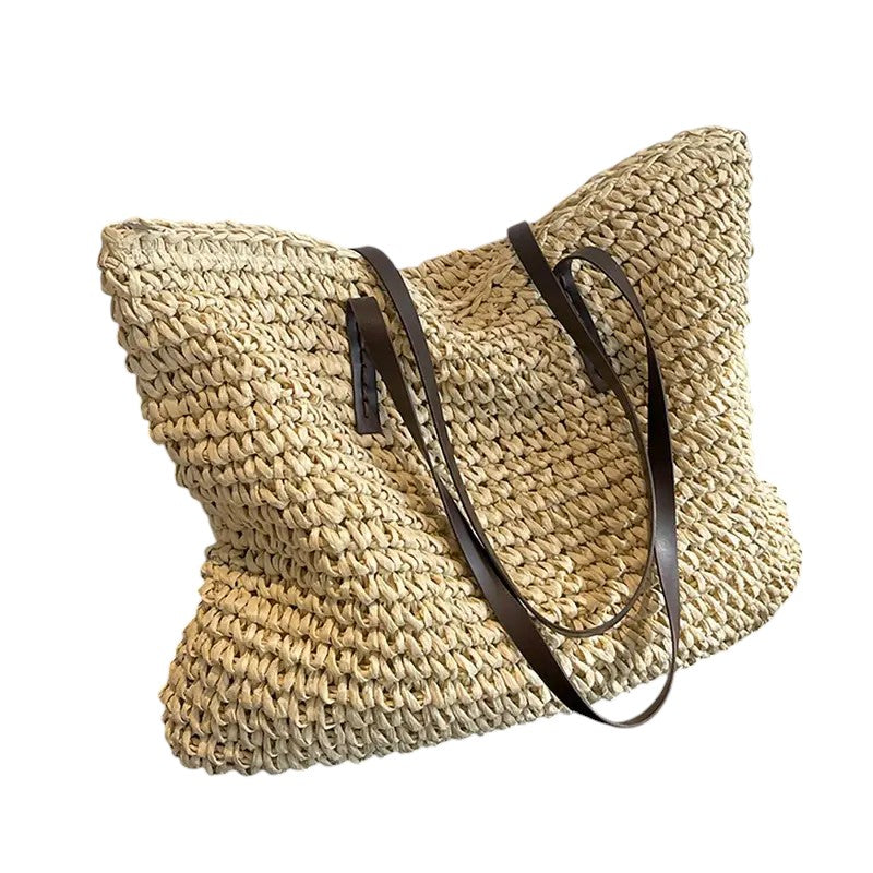 Sac bandoulière en paille tissée Aurellia avec des sangles durables pour un usage quotidien