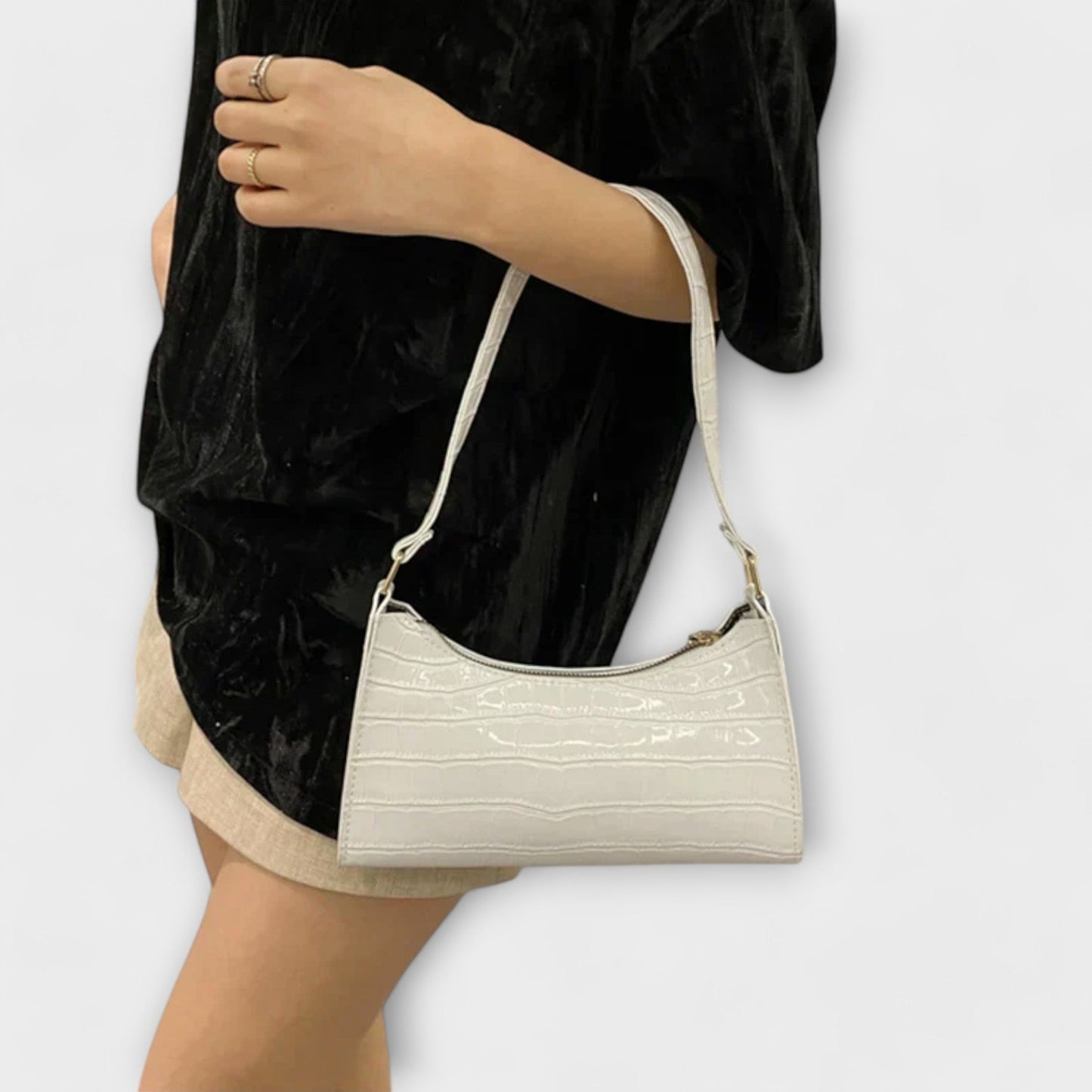 Aurellia. - Sac en Cuir Brillant Spacieux et Élégant pour Usage Quotidien