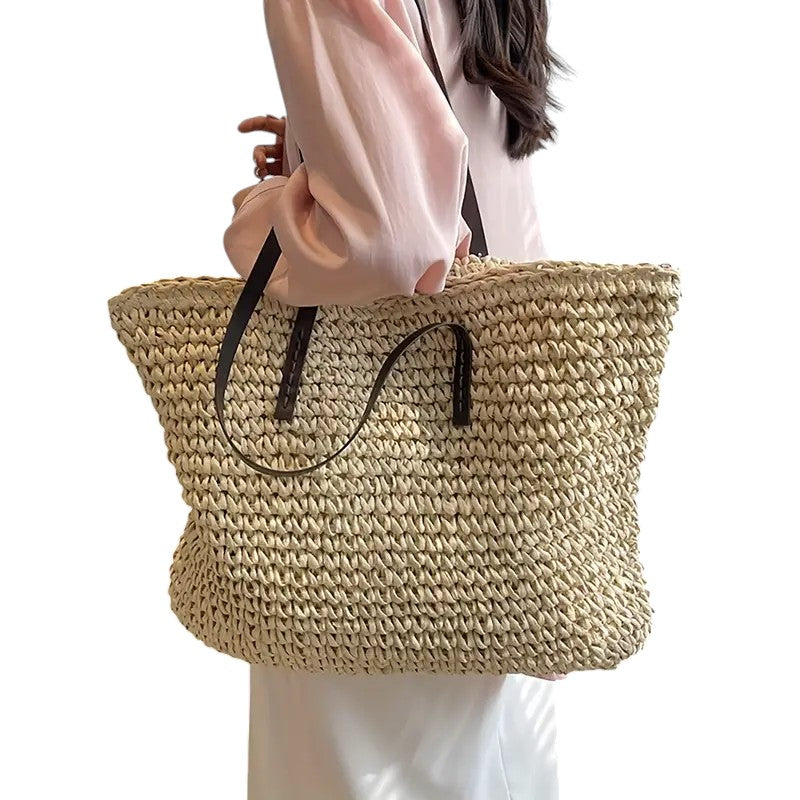 Sac bandoulière en paille tissée Aurellia avec des sangles durables pour un usage quotidien